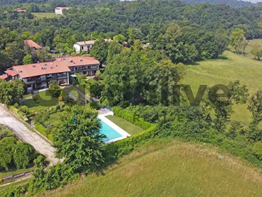 Immagine 22 di Appartamento in vendita  in Via Leonardo da Vinci a Padenghe Sul Garda