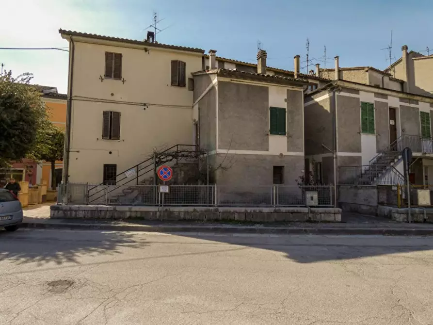 Immagine 2 di Appartamento in vendita  in via Flaminia 5 a Acqualagna