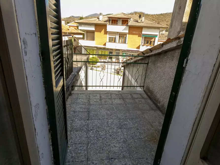 Immagine 14 di Appartamento in vendita  in via Flaminia 5 a Acqualagna