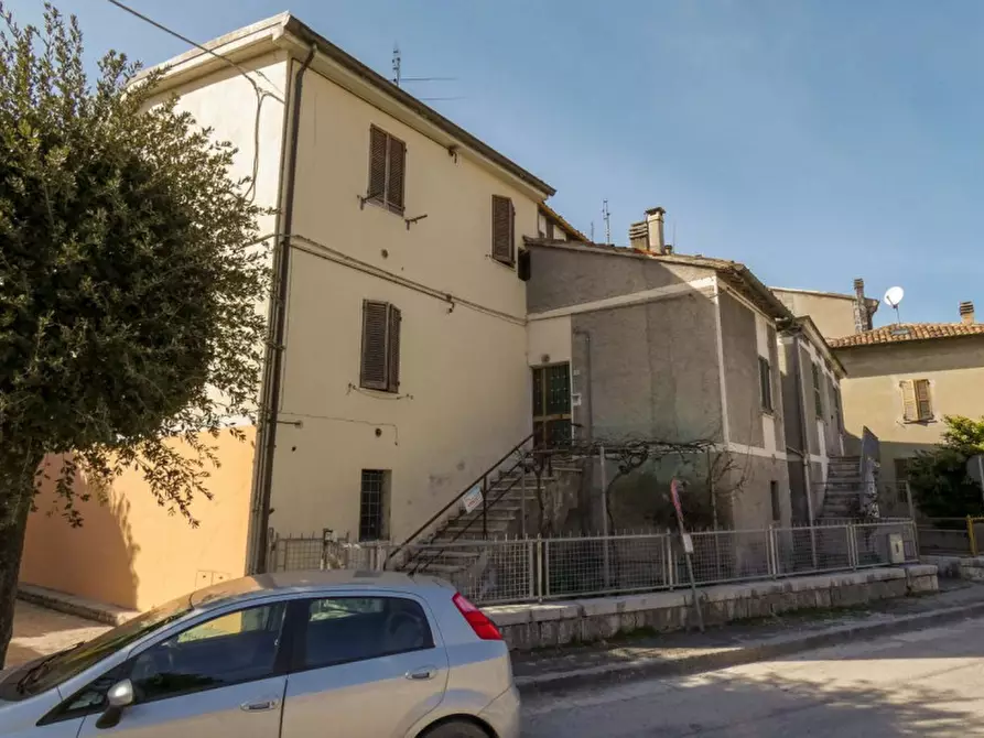 Immagine 18 di Appartamento in vendita  in via Flaminia 5 a Acqualagna