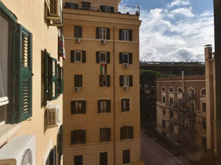 Immagine 10 di Appartamento in vendita  in Viale di Trastevere a Roma