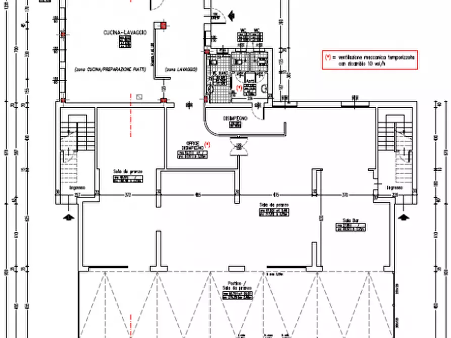 Immagine 1 di Attività commerciale in vendita  a Padova