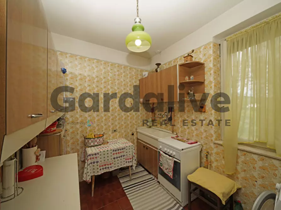 Immagine 1 di Appartamento in vendita  in Via gabriele d'annunzio, 11 a Padenghe Sul Garda