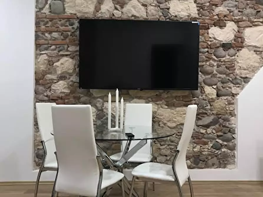 Immagine 1 di Appartamento in affitto  in Stradone Porta Palio a Verona