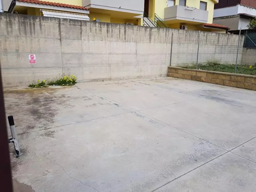 Immagine 4 di Posto auto in vendita  in Via Segni, N. 109 a Cagliari