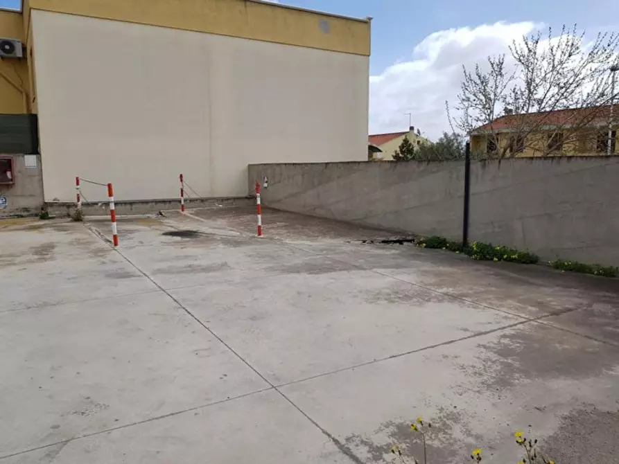 Immagine 6 di Posto auto in vendita  in Via Segni, N. 109 a Cagliari