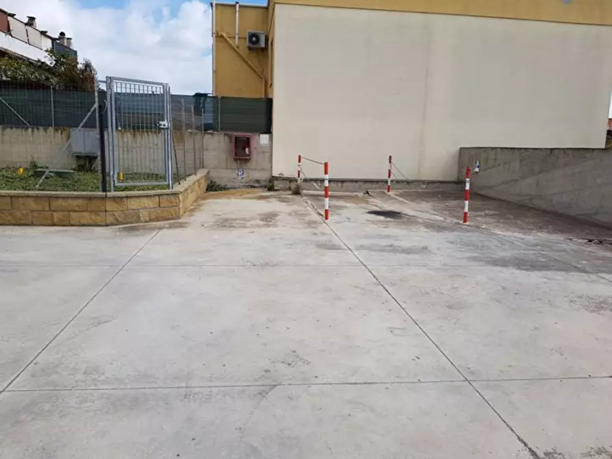 Immagine 7 di Posto auto in vendita  in Via Segni, N. 109 a Cagliari