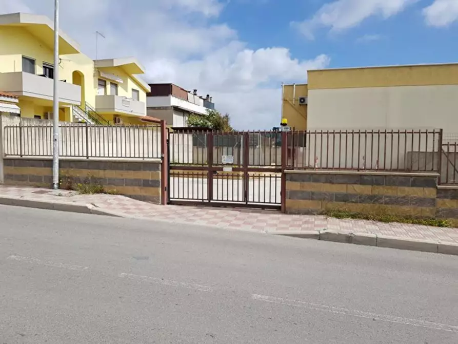 Immagine 10 di Posto auto in vendita  in Via Segni, N. 109 a Cagliari