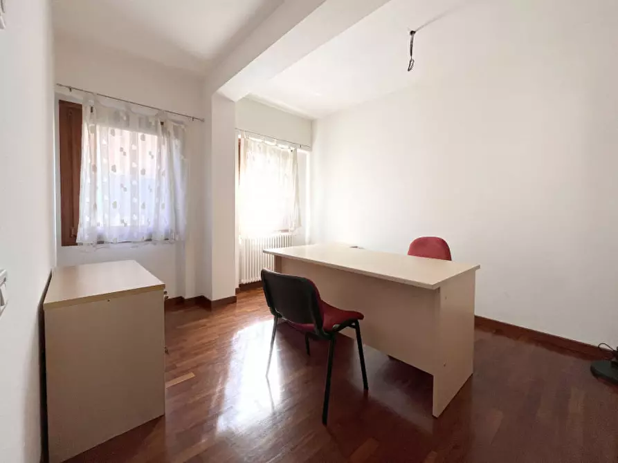 Immagine 1 di Ufficio in affitto  a Rovigo