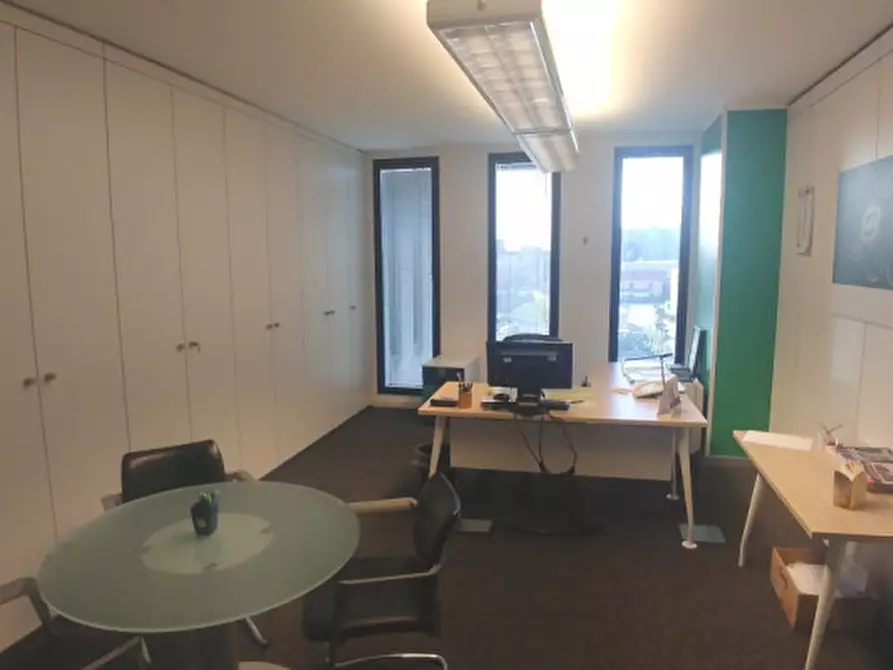 Immagine 9 di Ufficio in vendita  in VIA DI VITTORIO G. a Segrate