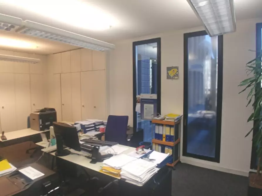 Immagine 10 di Ufficio in vendita  in VIA DI VITTORIO G. a Segrate