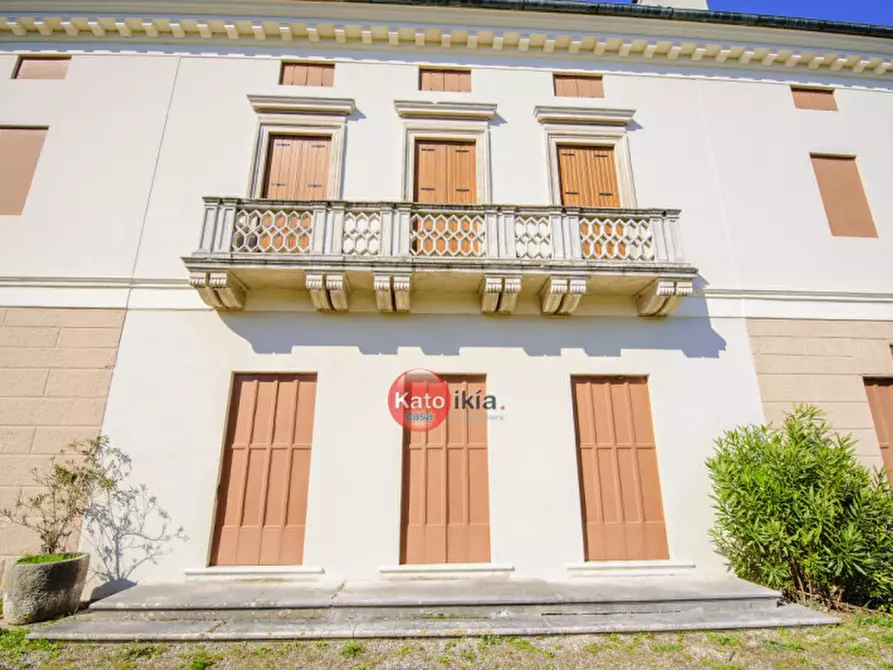 Immagine 29 di Villa in vendita  in Via Umberto I a Arcugnano
