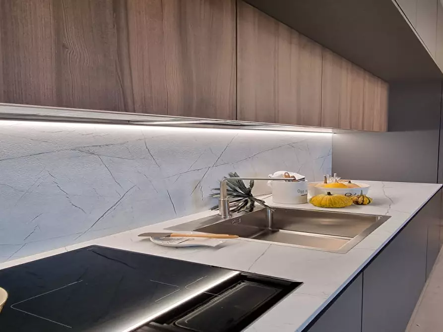 Immagine 8 di Appartamento in vendita  a Castelfranco Veneto