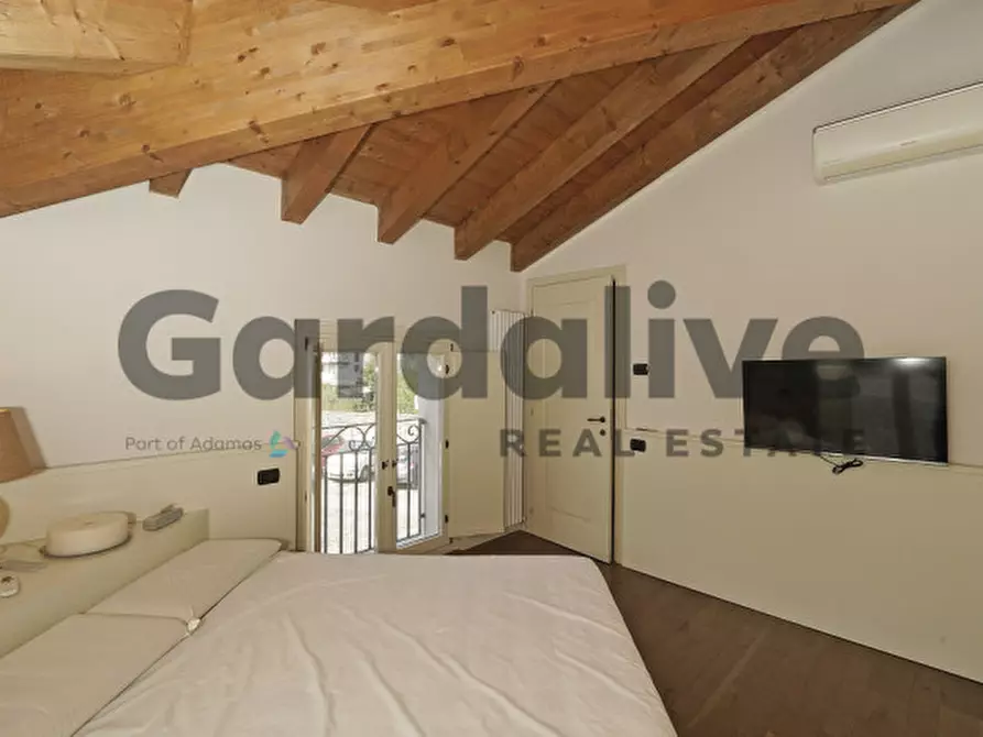 Immagine 11 di Appartamento in vendita  in Via Giuseppe Zanardelli 16 a Polpenazze Del Garda