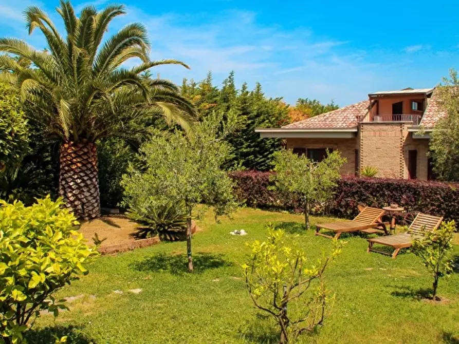 Immagine 1 di Casa indipendente in vendita  a Senigallia