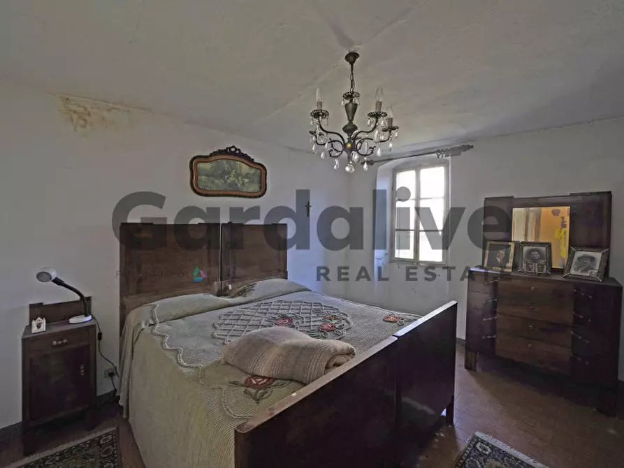 Immagine 15 di Rustico / casale in vendita  in Via Belvedere a Calvagese Della Riviera