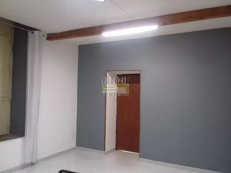 Immagine 6 di Casa indipendente in vendita  a Avola