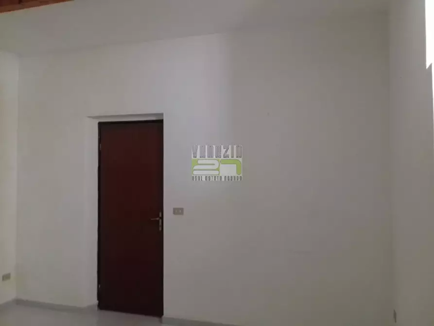 Immagine 8 di Casa indipendente in vendita  a Avola