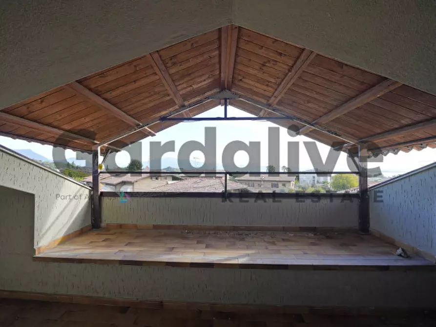 Immagine 27 di Appartamento in vendita  in Via G. Rovetta a Padenghe Sul Garda