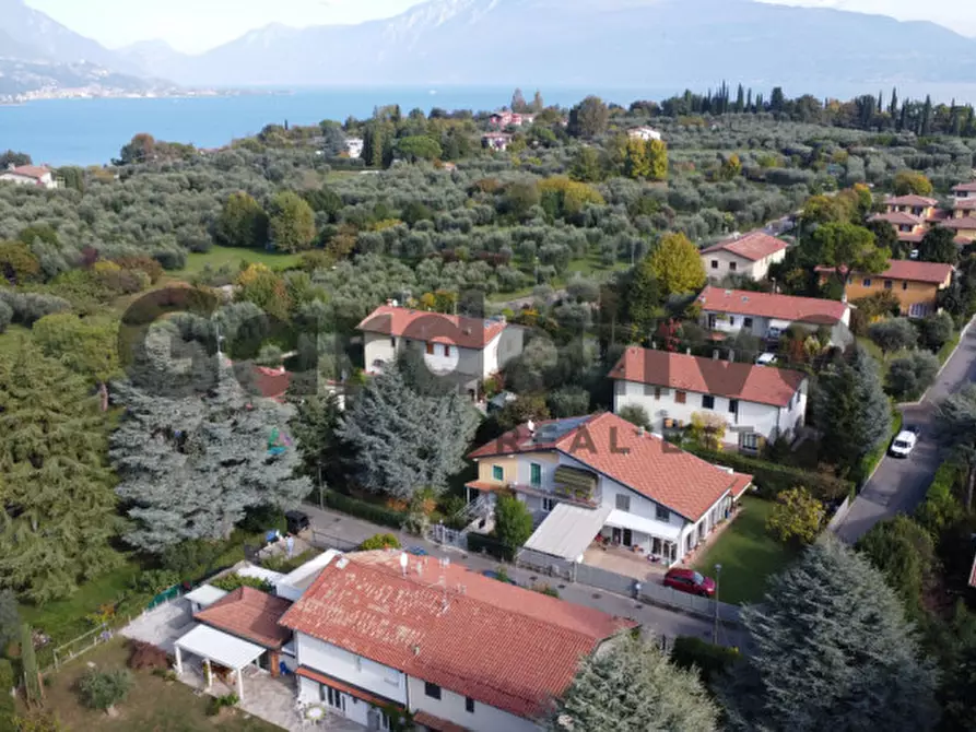Immagine 39 di Appartamento in vendita  in Via G. Rovetta a Padenghe Sul Garda
