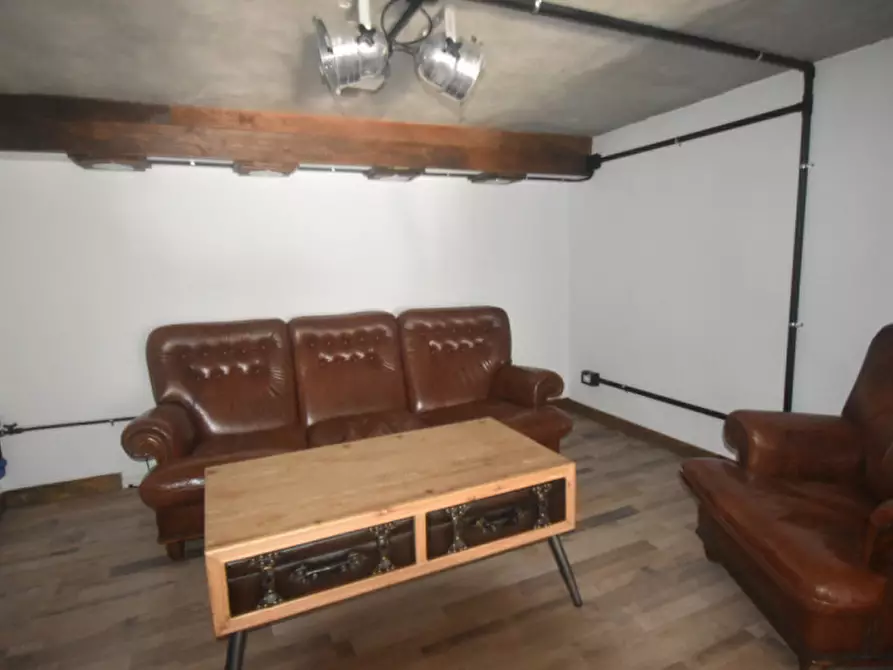 Immagine 13 di Ufficio in vendita  a Quartu Sant'elena