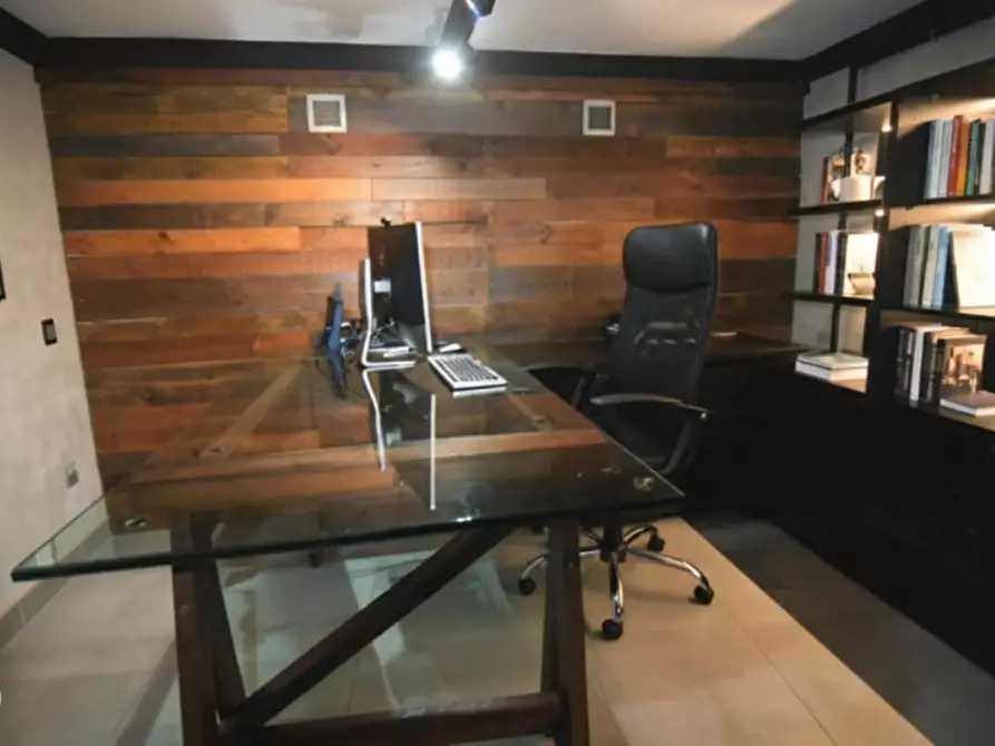 Immagine 14 di Ufficio in vendita  a Quartu Sant'elena