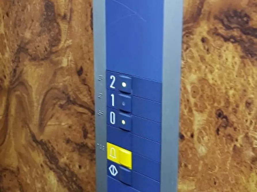 Immagine 5 di Ufficio in vendita  in via btg monte berico a Vicenza