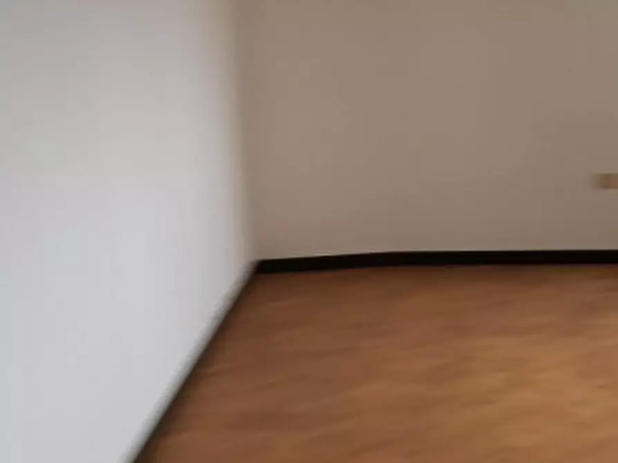 Immagine 14 di Ufficio in vendita  in via btg monte berico a Vicenza