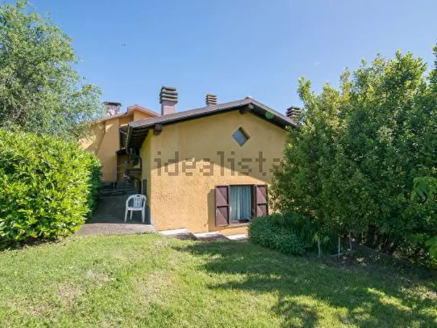 Immagine 4 di Villa in vendita  in Fortunago a Fortunago