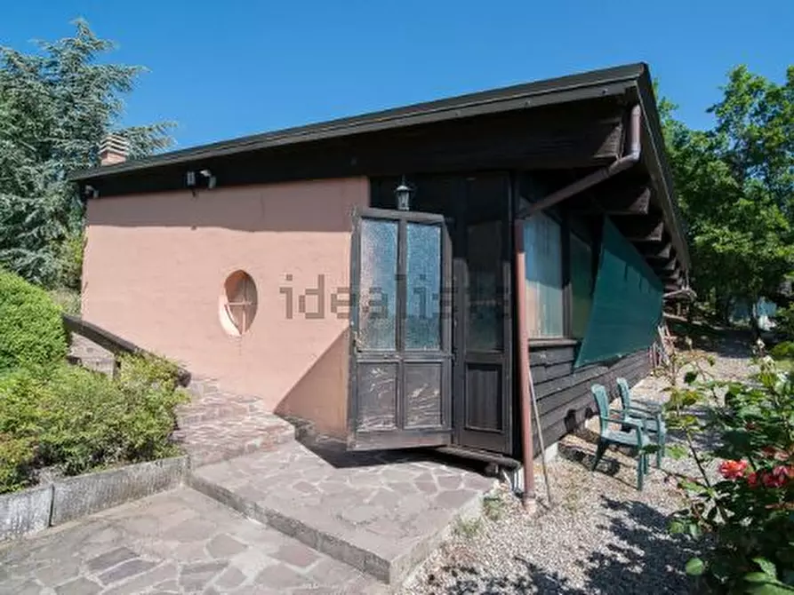 Immagine 5 di Villa in vendita  in Fortunago a Fortunago