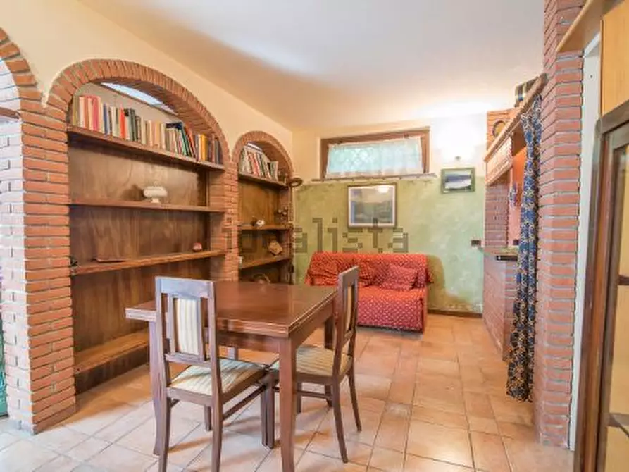 Immagine 22 di Villa in vendita  in Fortunago a Fortunago