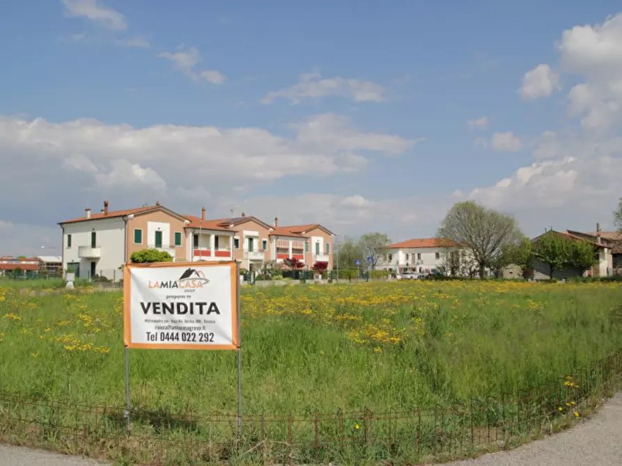 Immagine 1 di Terreno in vendita  in via Piave a Castegnero