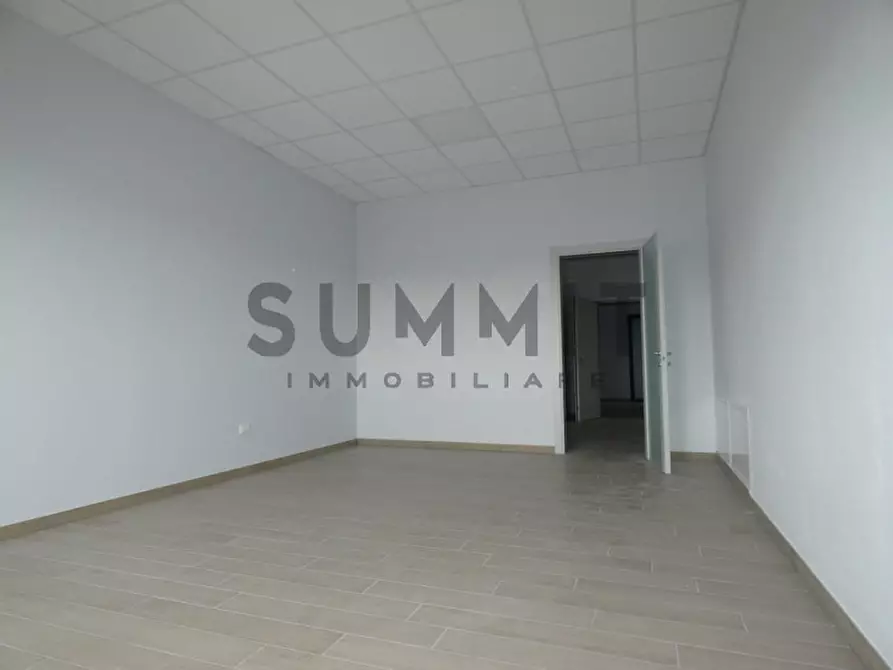 Immagine 8 di Ufficio in affitto  in Santorso a Santorso