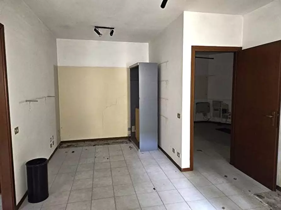 Immagine 11 di Ufficio in vendita  in via Morandi a Castelfranco Emilia