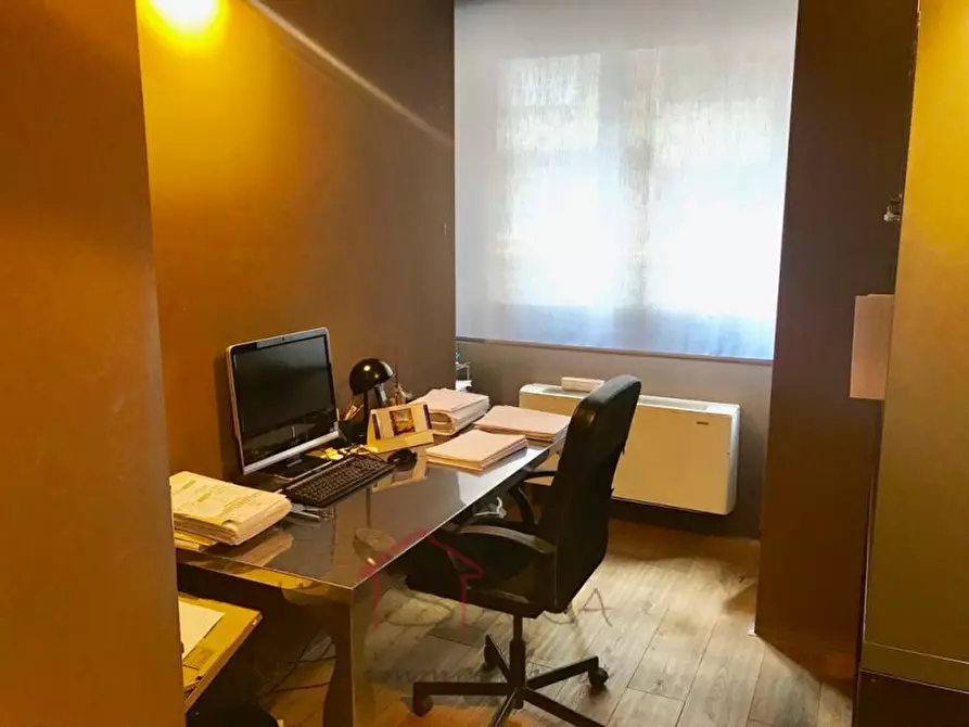 Immagine 6 di Ufficio in affitto  in via Scrovegni a Padova