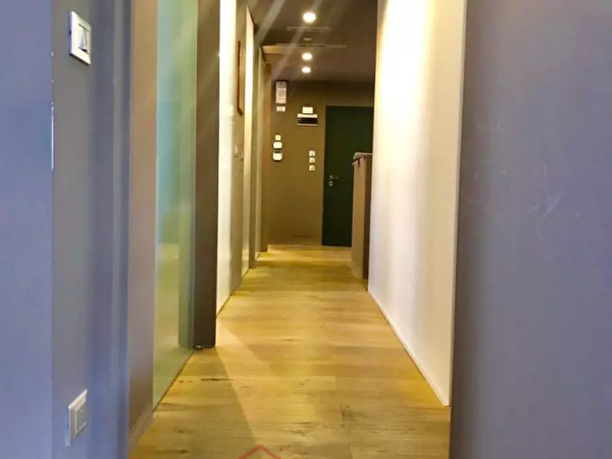 Immagine 16 di Ufficio in affitto  in via Scrovegni a Padova