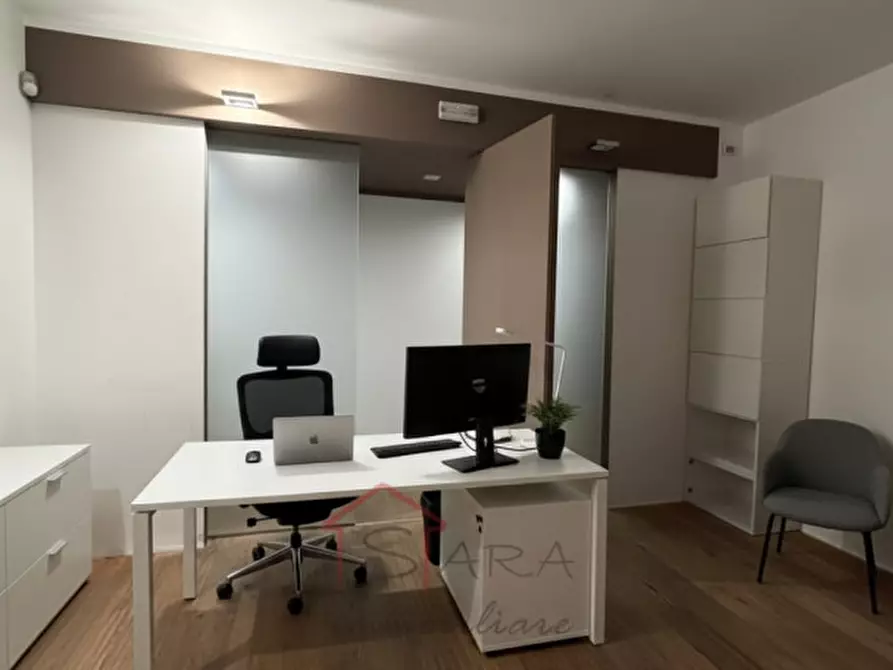 Immagine 8 di Ufficio in affitto  in via Scrovegni a Padova