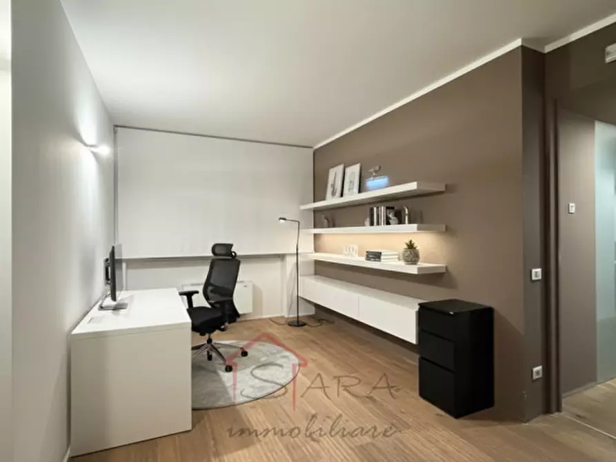 Immagine 9 di Ufficio in affitto  in via Scrovegni a Padova