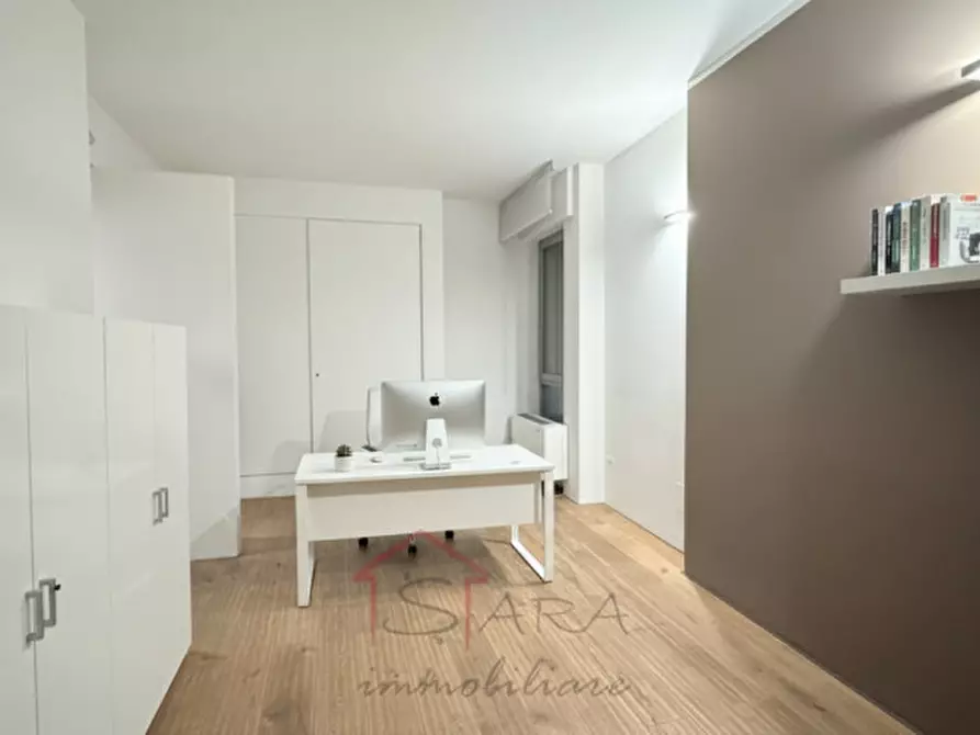 Immagine 10 di Ufficio in affitto  in via Scrovegni a Padova