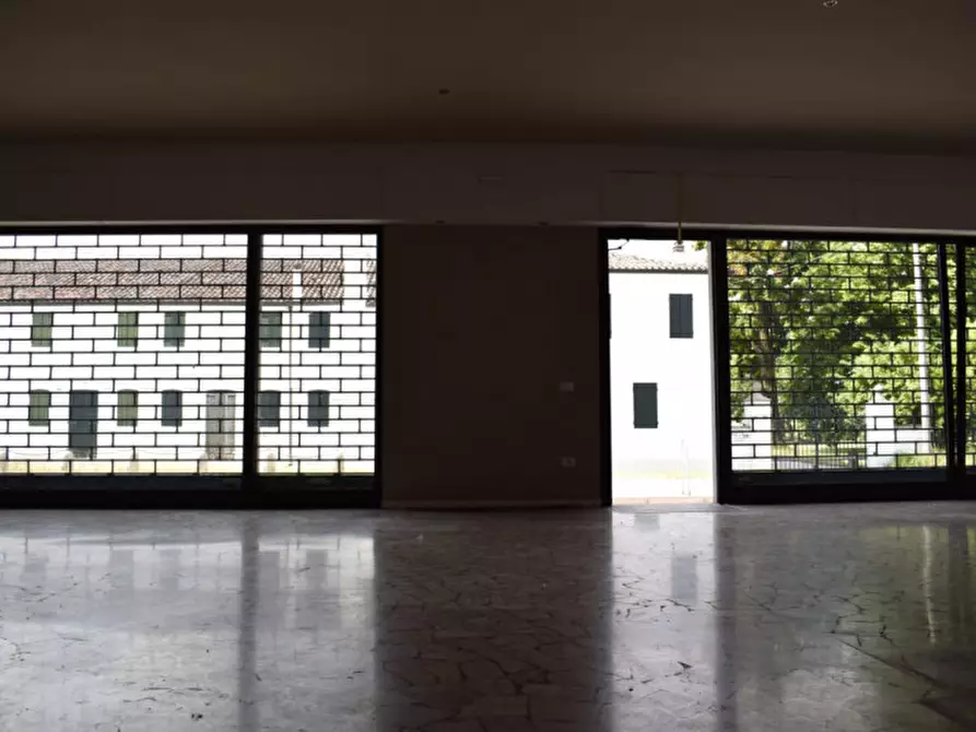 Immagine 18 di Negozio in affitto  a San Giorgio Delle Pertiche
