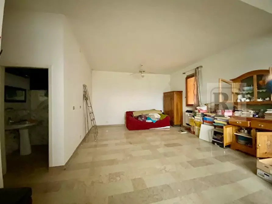 Immagine 15 di Capannone industriale in vendita  a Rubano