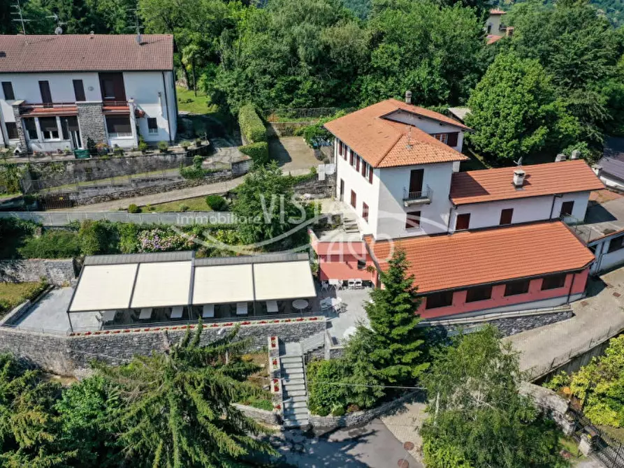 Immagine 2 di Attività commerciale in vendita  in via Pisani Dossi, 17 a Como