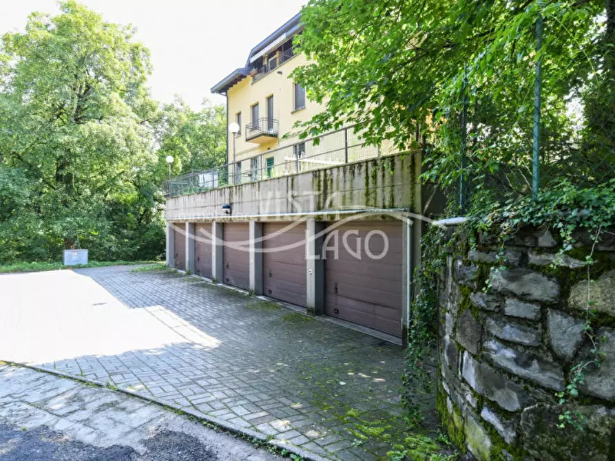 Immagine 5 di Palazzo in vendita  in via Conconi, 12 a Como