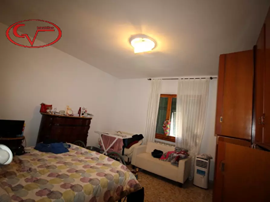 Immagine 11 di Appartamento in vendita  in via isonzo a Terranuova Bracciolini