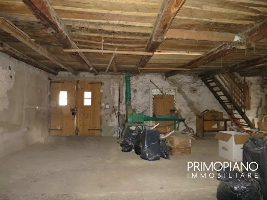 Immagine 7 di Palazzo in vendita  in Sfruz a Sfruz