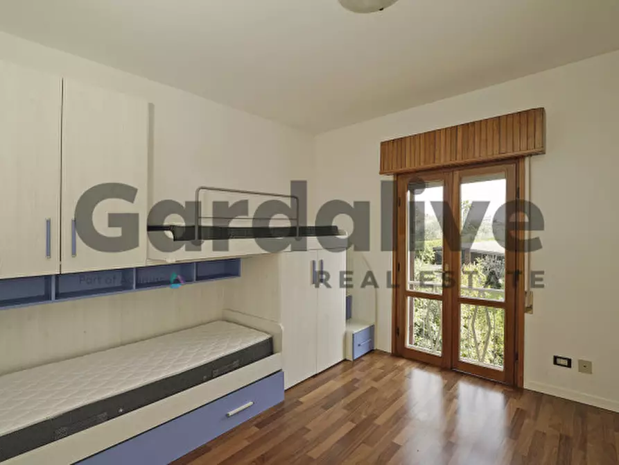 Immagine 14 di Villa in vendita  a Padenghe Sul Garda