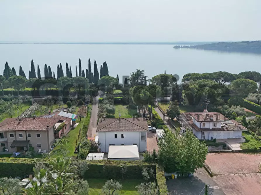 Immagine 59 di Villa in vendita  a Padenghe Sul Garda