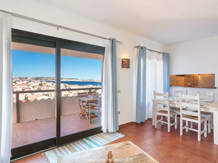 Immagine 7 di Appartamento in affitto  in via dei cisti a Palau