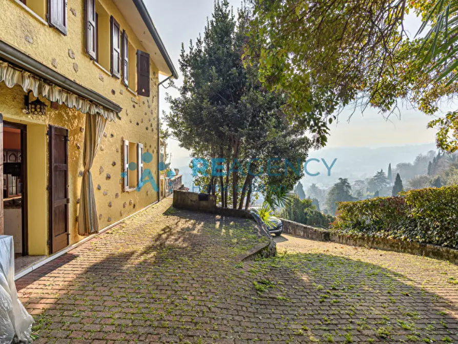 Immagine 7 di Casa indipendente in vendita  in via dalle ore a Trissino