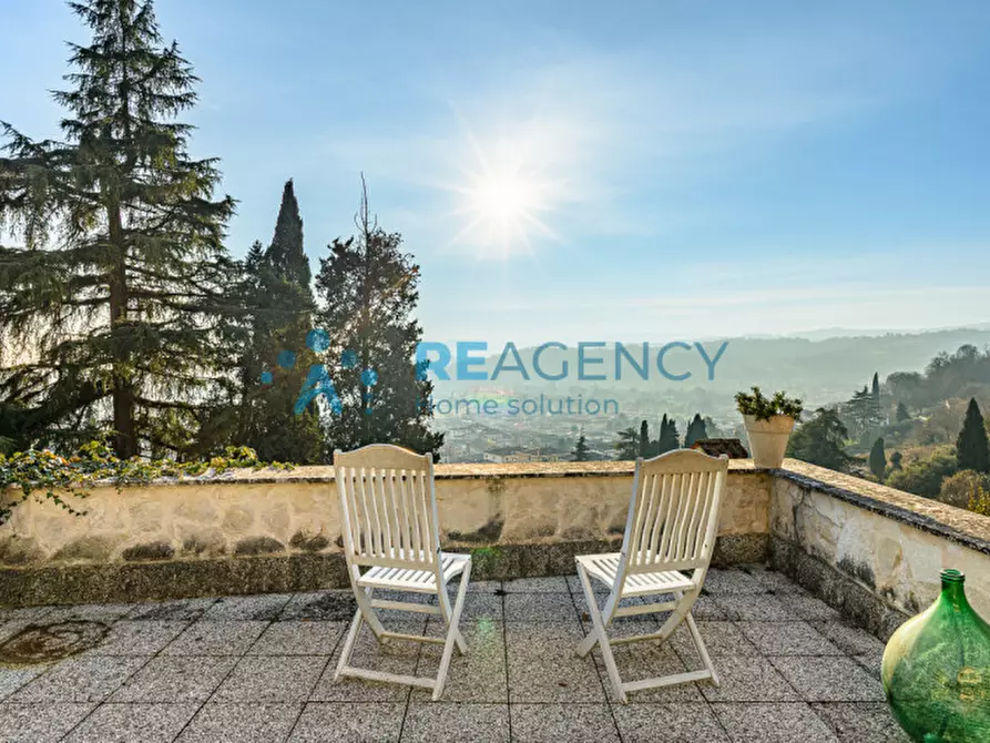 Immagine 9 di Casa indipendente in vendita  in via dalle ore a Trissino